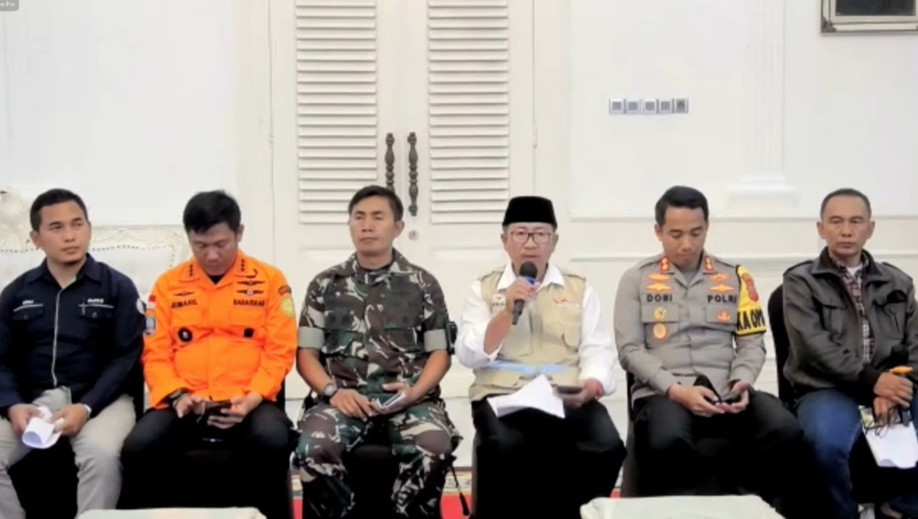 Konferensi pers update korban gempa Cianjur/ BNPB