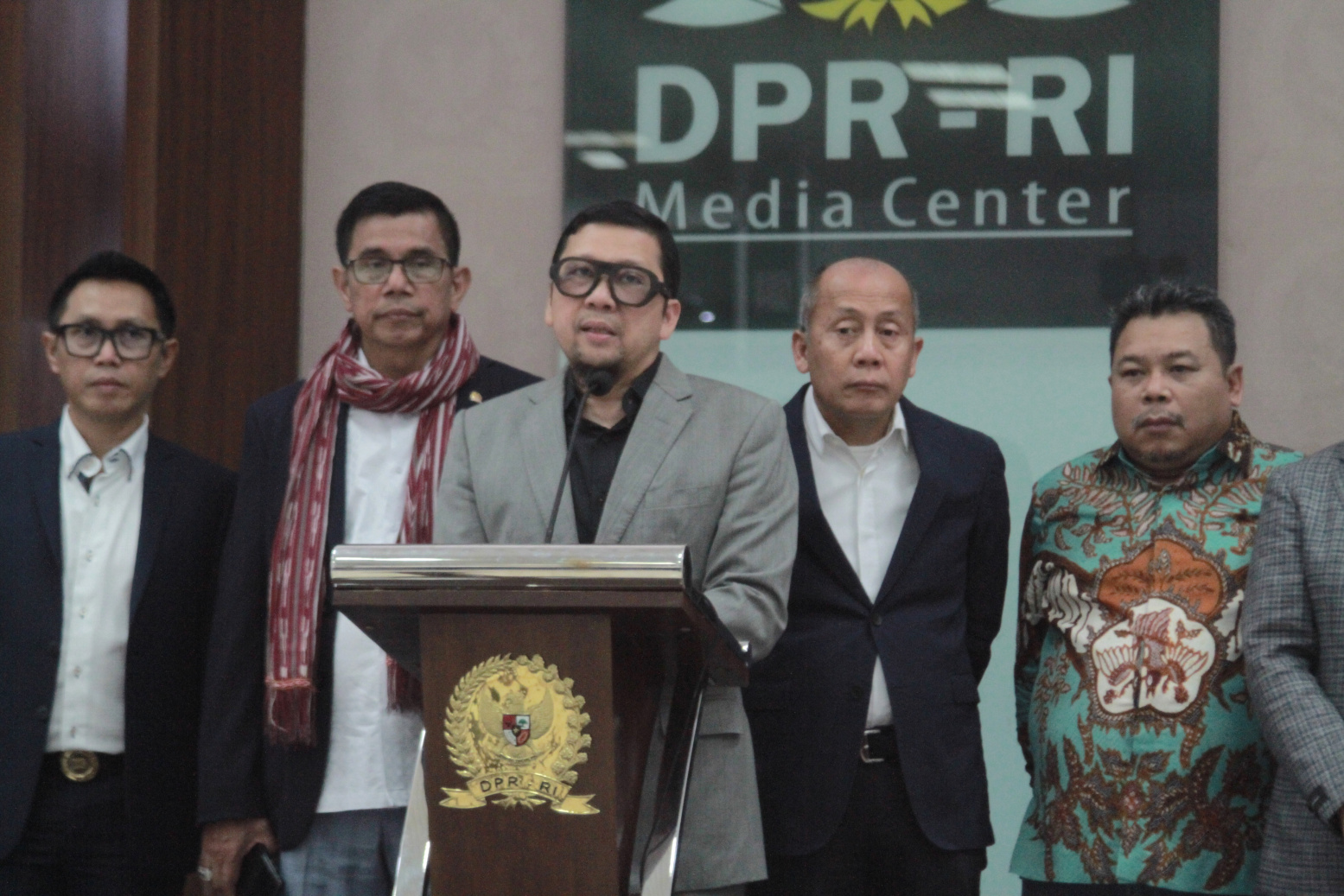 Delapan Fraksi DPR menolak sistem pemilu proporsional tertutup (Ashar/SinPo.id)
