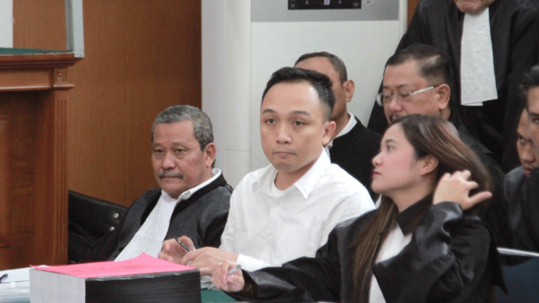 Ricky Rizal saat sidang pembunuhan Brigadir J di PN Jaksel/ SinPo.id/ Ashar SR