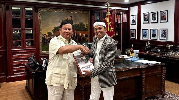 Dedi Mulyadi saat bertemu Prabowo Subianto (SinPo.id/ Instagram)