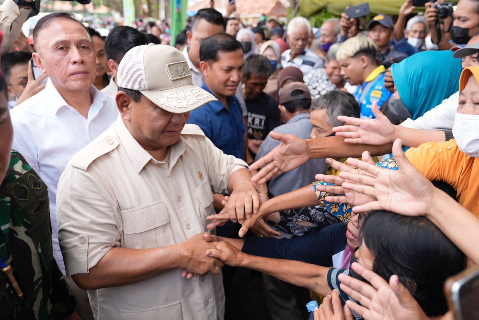 Prabowo disalami para simpatisan dan pendukungnya di DI Yogyakarta/Sinpo.id/Tim Media