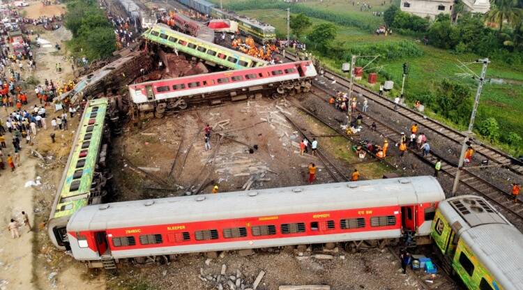 Kecelakaan kereta api di India (SinPo.id/Reuters)
