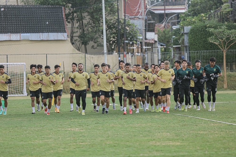 Skuat Persebaya Surabaya (Liga Indonesia Baru)