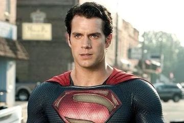 Henry Cavill sebagai Superman di Man of Steel. (SinPo.id/Istimewa)