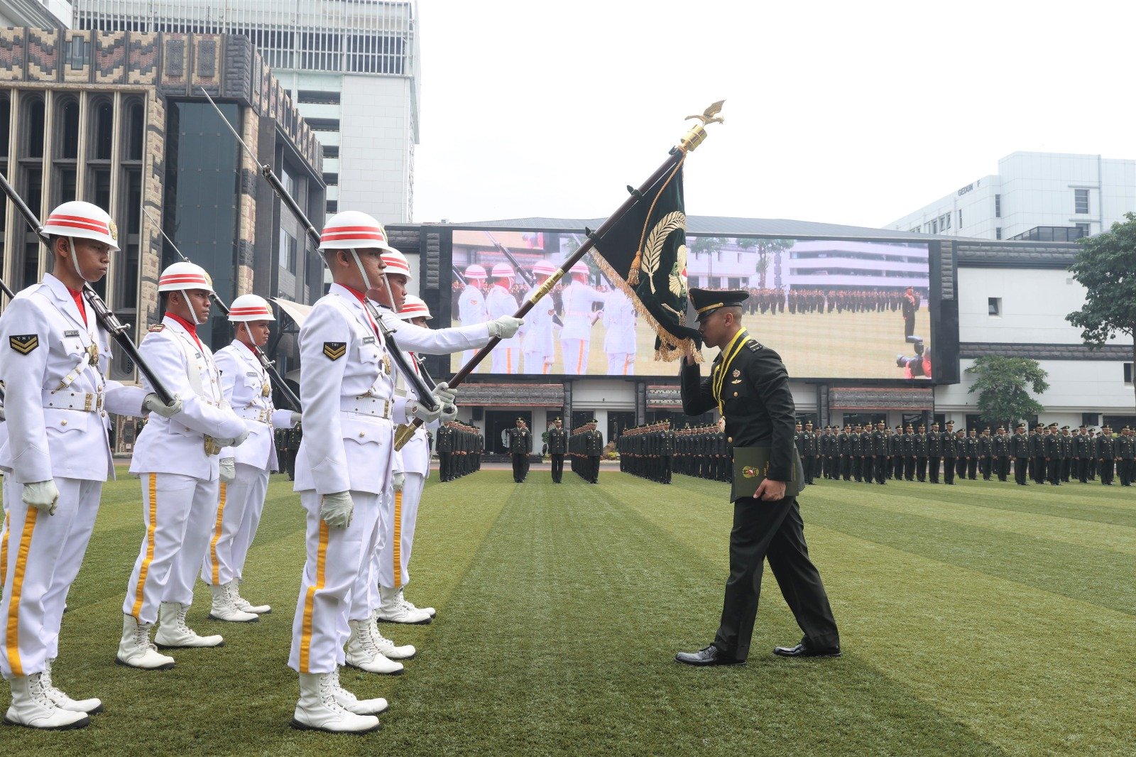 Prosesi penerimaan perwira remaja TNI AD (Sinpo.id/Dispenad)