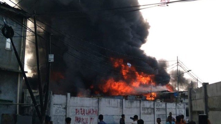 Kebakaran di Kapuk Muara (SinPo.id/ Humas Jakfire)