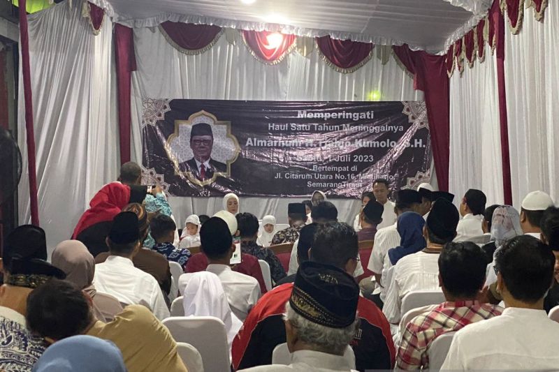Haul pertama Tjahjo Kumolo yang berlangsung di Semarang pada Sabtu, 1 Juli 2023), dihadiri jajaran kader PDIP. (SinPo.id/Antara)