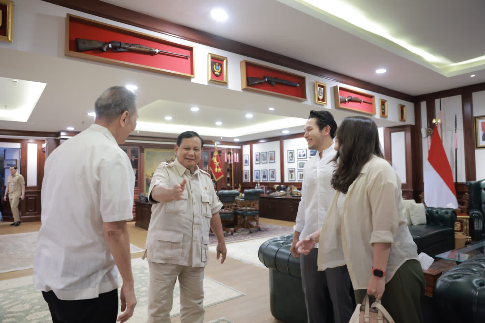 Bos PT CMNP Jusuf Hamka bertemu dengan Menhan Prabowo di Kemhan, Jakarta pada Selasa, 4 Juli 2023. (SinPo.id/Tim Media)