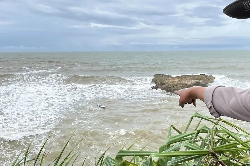 Lokasi hilangnya kelima wisatawan di Pantai Jembatan Panjang, Malang (Sinpo.id/Polres Malang)