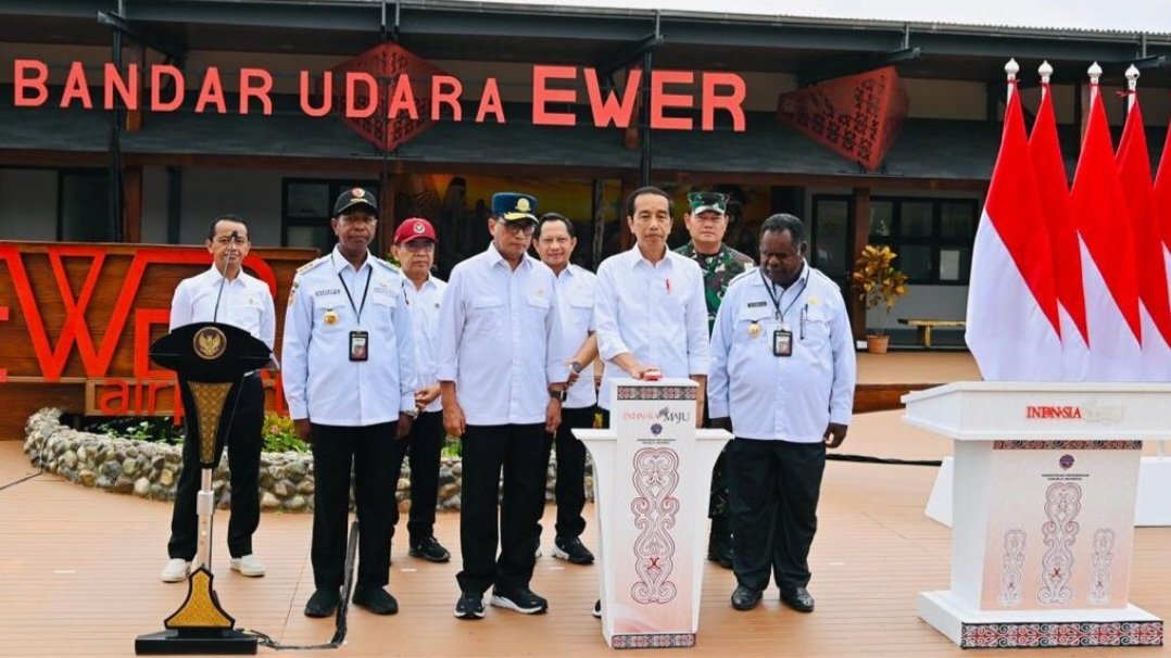 Peresmian Bandara Ewer, Papua Selatan (Sinpo.id/Setkab)