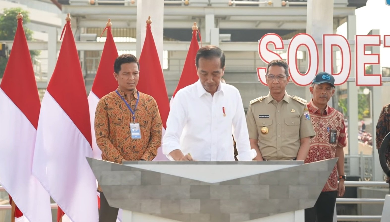 Presiden Jokowi resmikan sodetan Ciliwung (SinPo.id/Setkab)