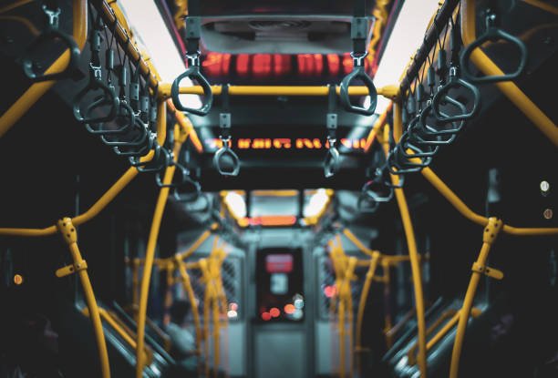 Suasana di dalam ruang TransJakarta (Sinpo.id/iStock)