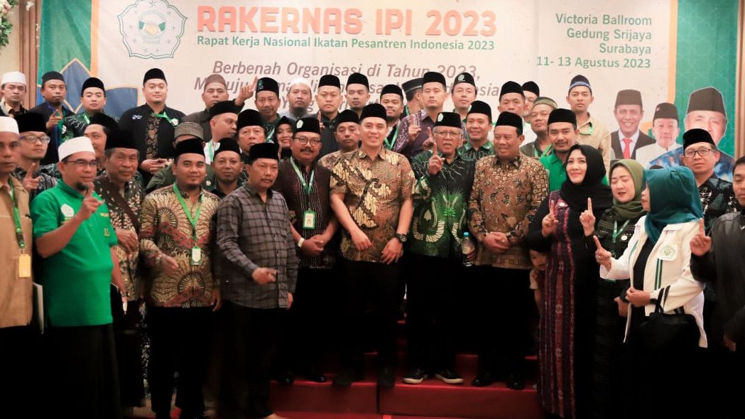 Wamenag Saiful Rahmat Dasuki usai menutup Rakernas IPI 2023 di Surabaya (Kementerian Agama)