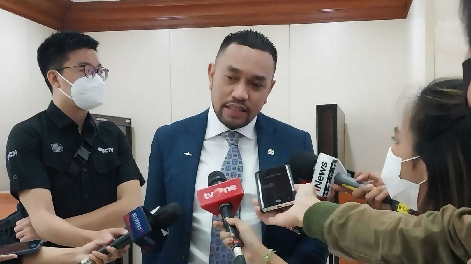 Wakil Ketua Komisi III DPR RI Ahmad Sahroni (SinPo.id/ Galuh Ratnatika)