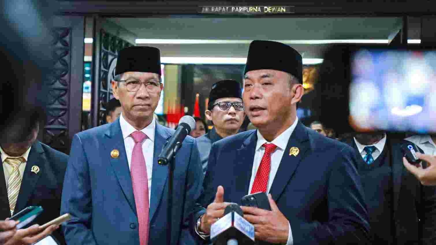 Ketua DPRD DKI Jakarta, Prasetyo Edi Marsudi bersama Pj Gubernur Heru Budi Hartono (SinPo.id/ Dok. DPRD DKI)