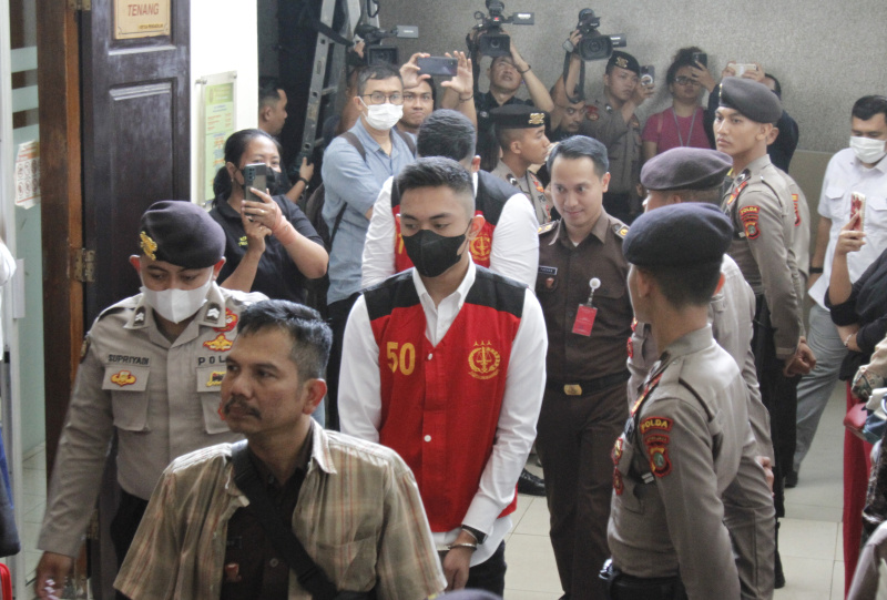 Sidang tuntutan terdakwa Mario Dandy terkait kasus penganiayaan korban David Ozora di PN Jaksel (Ashar/SinPo.id)