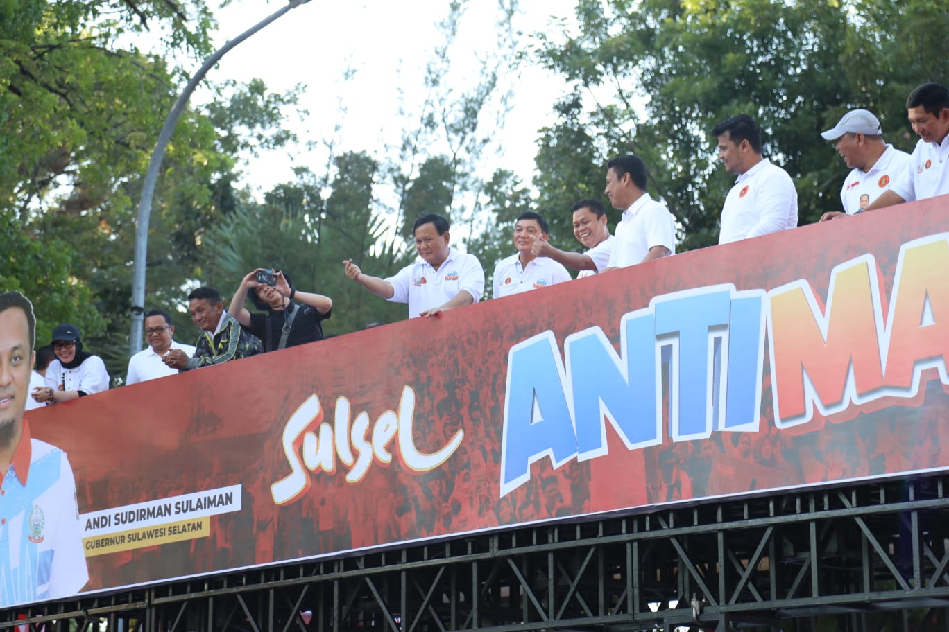Prabowo sambut para peserta jalan Anti Mager Sulsel (Sinpo.id/Tim Media)
