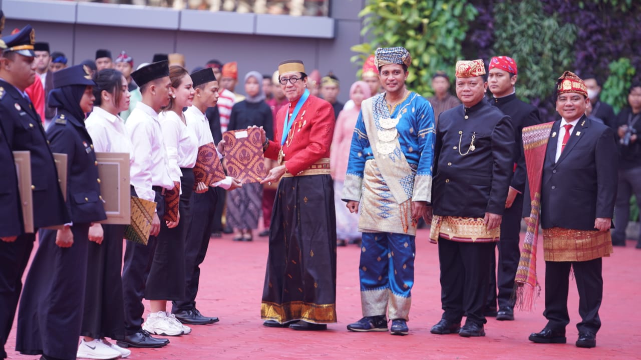 Prosesi pemberian remisi oleh Menkumham RI Yasonna Laoly (Sinpo.id/Kemenkumham)