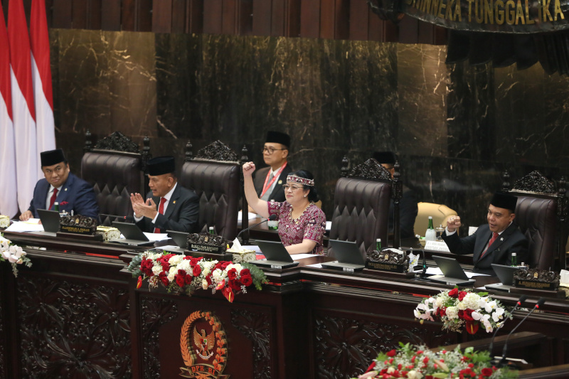 Sidang Paripurna DPR RI Masa Persidangan I Tahun 2023-2024 dengan pidato Presiden Jokowi pengantar RAPBN 2024 (Ashar/SinPo.id)