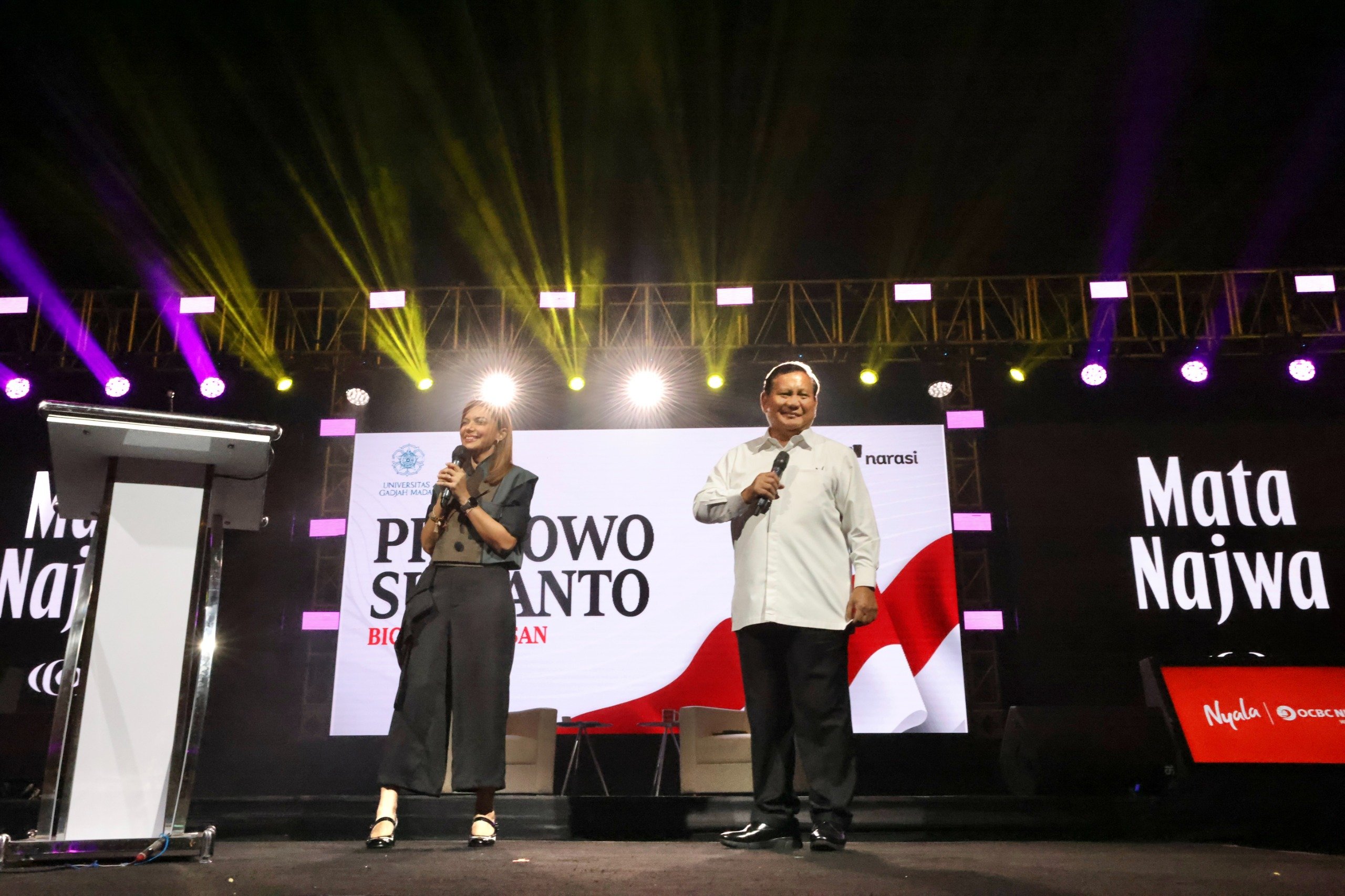 Prabowo Subianto saat menghadiri undangan sebagai pembicara dalam 'Mata Najwa on Stage: 3 Bacapres Bicara Gagasan' di UGM. (SinPo.id/Tim Media)