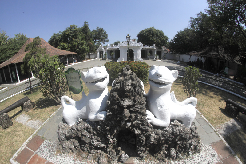 Keraton Kasepuhan Cirebon yang diambil dari Ratu Dewi Pakungwati Istri dari Sunan Gunung Jati (Ashar/SinPo.id)