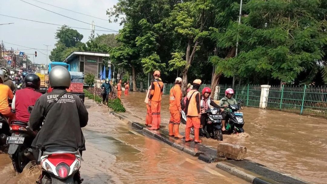Banjir di salah satu kawasan Jakarta (Sinpo.id/BPBD DKI)
