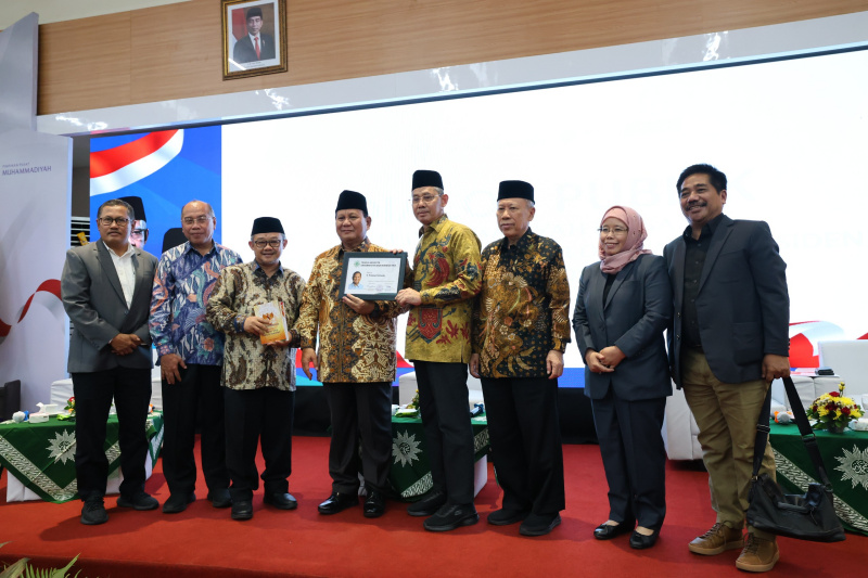 Capres Prabowo hadiri Dialog Muhammadiyah di Surabaya (Ashar/Foto:Tim Prabowo/SinPo.id)