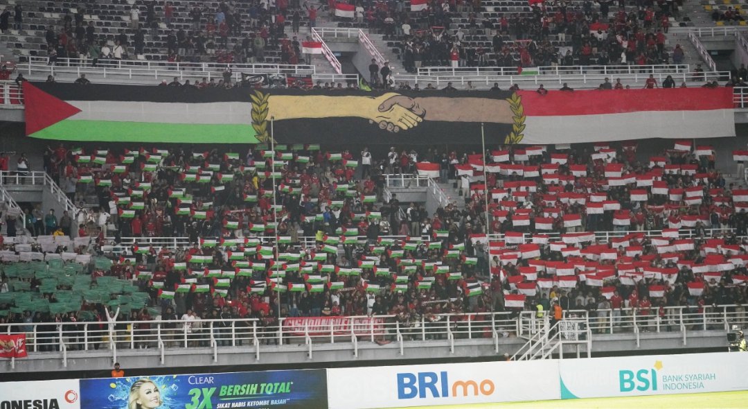 Bendera Palestina berkibar di Stadion Indonesia (SinPo.id/ Dok. PSSI)