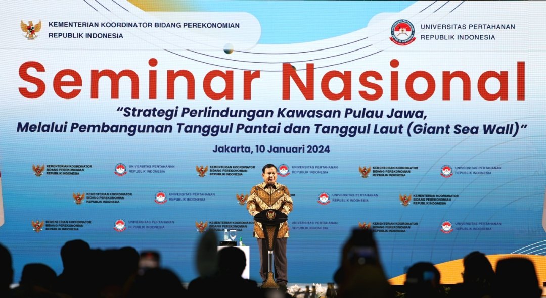 Menhan Prabowo Subianto di seminar nasional ‘Strategi Perlindungan Kawasan Pulau Jawa, Melalui Pembangunan Tanggul Pantai dan Tanggul Laut (Giant Sea Wall) (SinPo.id/ Tim Media)