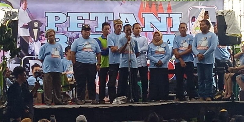 Para Petani yang tergabung dalam Gema PS menyatakan sikap di Batang (Sinpo.id/Tim Media)