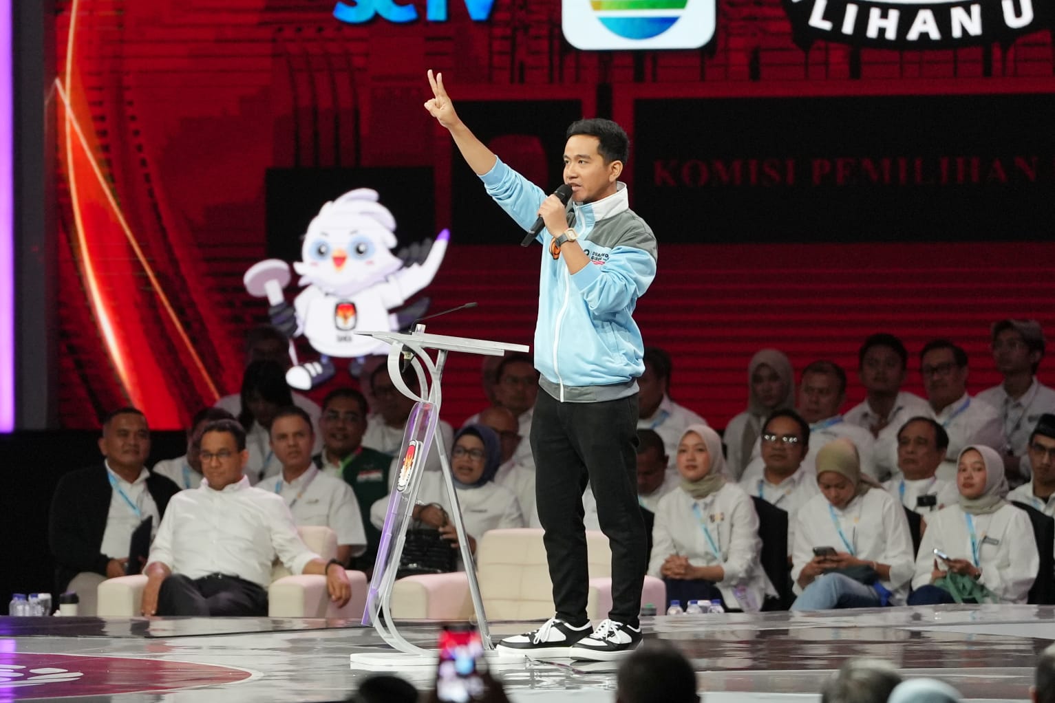 Cawapes nomor urut 2, Gibran Rakabuming Raka, saat tampil di Debat kedua Cawapres di JCC, Jakarta pada Minggu, 21 Januari 2024. (SinPo.id/Ashar)