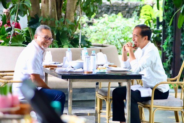 Suasana lunch bareng, Jokowi dan Zulhas di Bogor (Sinpo.id/Tim Media)