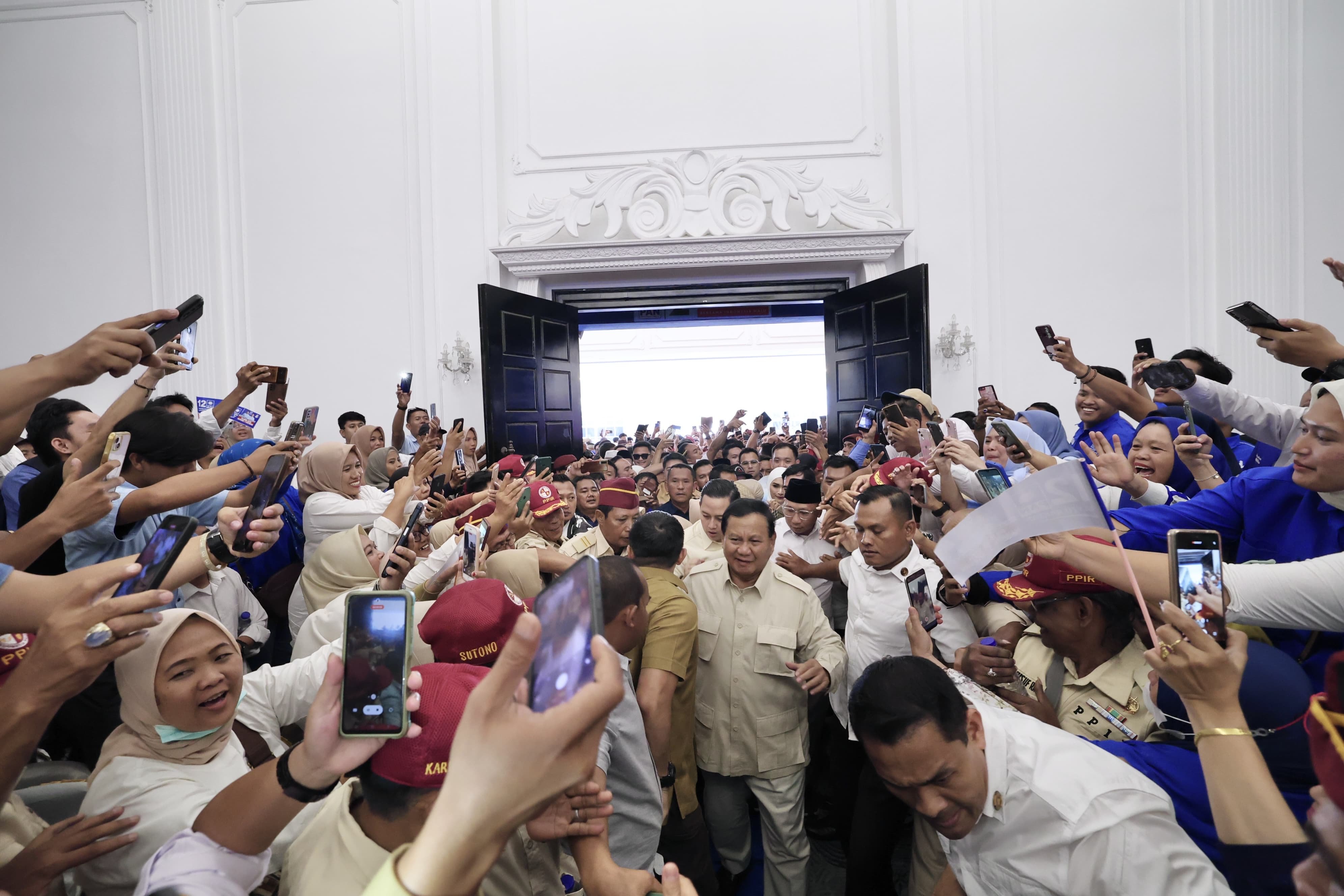 Prabowo disambut warga Bangka Belitung (Sinpo.id/Tim Media)