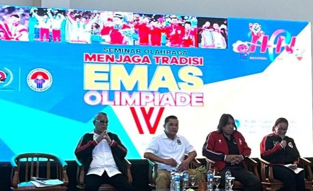 Sekretaris Jenderal Persatuan Bulutangkis Seluruh Indonesia (PP PBSI) Mohammad Fadil Imran (dua dari kiri). (SinPo.id/Antara)