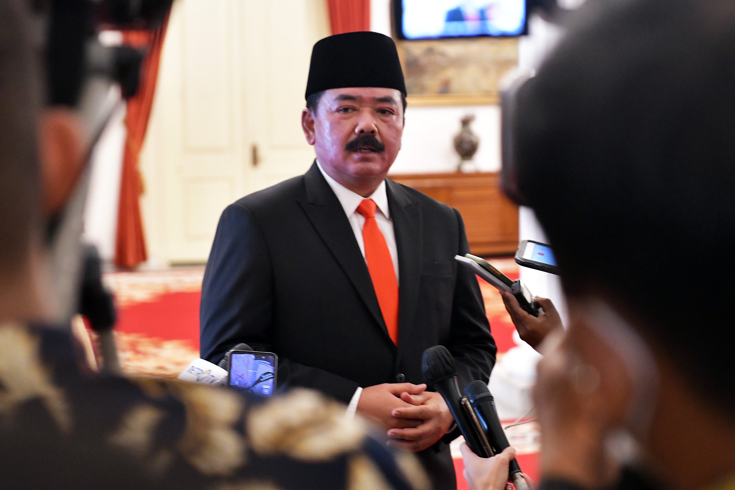 Menteri ATR/BPN Hadi Tjahjanto dikabarkan akan dilantik sebagai Menko Polhukam. (SinPo.id/Setkab)
