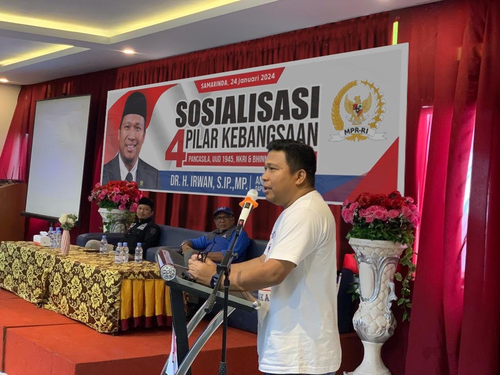 Anggota MPR dari Fraksi Demokrat Irwan acara Sosialisasi Empat Pilar Kebangsaan di Samarinda pada Rabu, 24 Januari 2024 lalu. (SinPo.id/Istimewa)