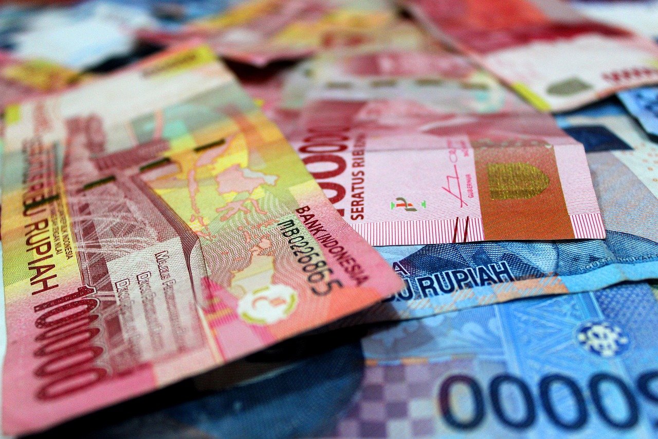 Ilustrasi uang rupiah (SinPo.id/pixabay.com)