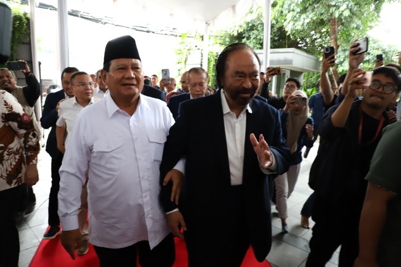Presiden terpilih 2024-2029 Prabowo Subianto menemui Ketua Umum Partai NasDem Surya Paloh untuk silaturahmi (SinPo.id/ Ashar)