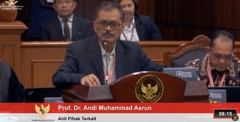 Guru Besar Ilmu Konstitusi Universitas Pakuan, Andi Muhammad Asrun. (SinPo.id/tangkap layar)