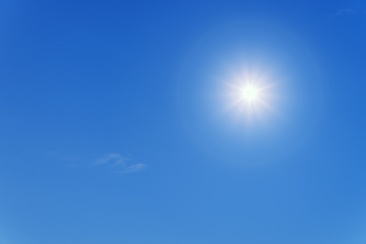 Ilustrasi panas matahari (SinPo.id/Pixabay.com)