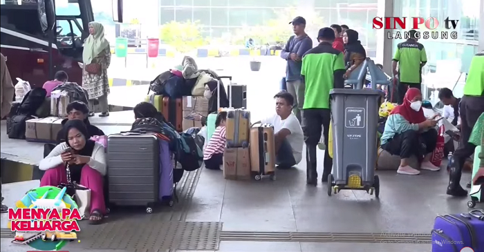 Suasana penumpang di Terminal Pulo Gebang (SinPo.id/Youtube SinPoTV)