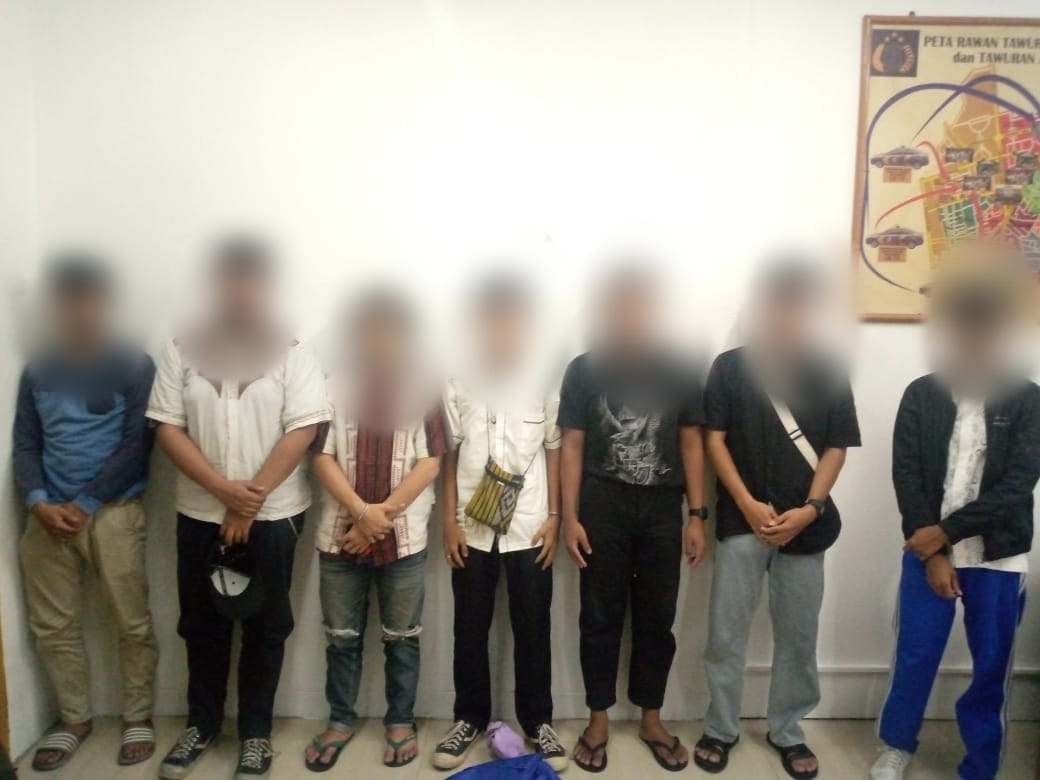 Tujuh remaja yang diamankan Polsek Kemayoran (SinPo.id/ Humas Polda Metro Jaya)