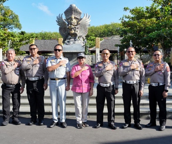 Korlantas Polri, Irjen Pol Aan Suhanan bersam Stakeholder lainnya meninjau kesiapan keamanan (foto: Dokumen Humas Polri)