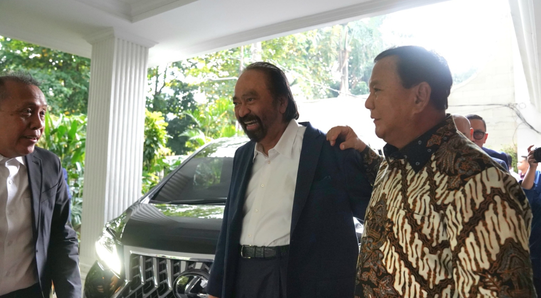 Presiden terpilih Prabowo Subianto saat bertemu Surya Paloh (SinPo.id/ Tim Media)