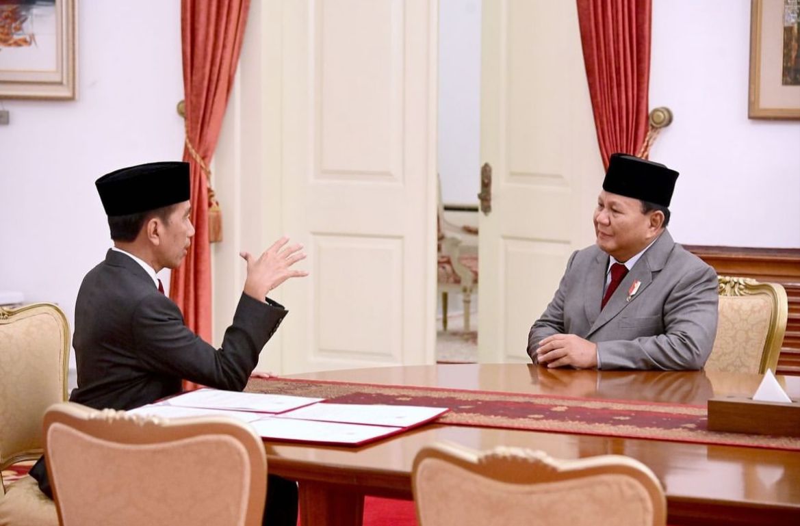 Prabowo ngobrol semeja dengan Jokowi (SinPo.id/Instagram)
