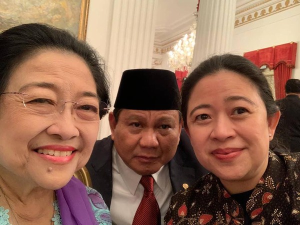 Prabowo berfoto bersama megawati dan puan (SinPo.id/Instagram Puan Maharani)