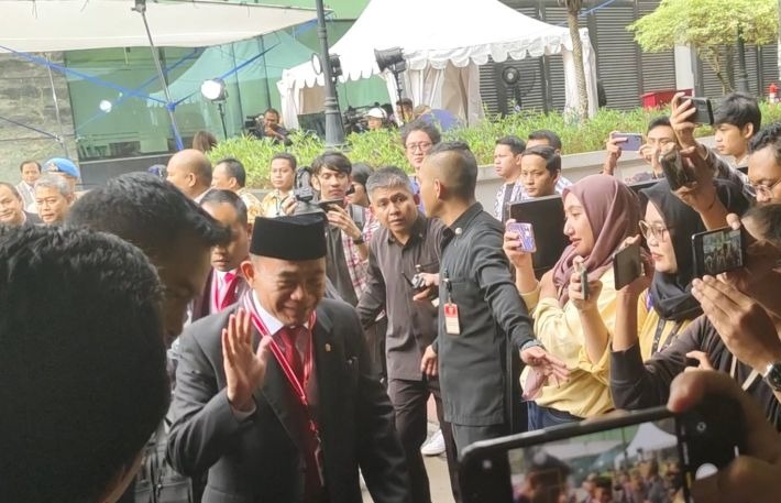 Menko PMK Muhadjir Effendy tiba di Gedung I MK, Jakarta. (SinPo.id/Antara)