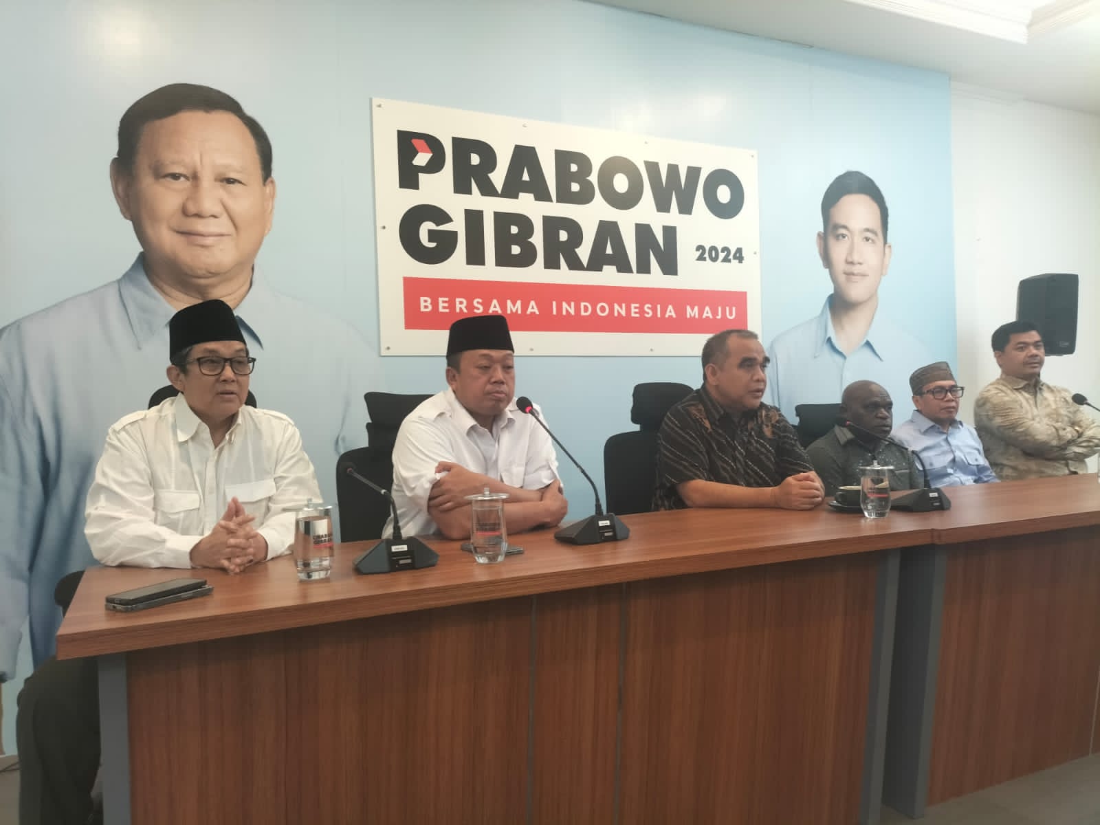 Konferensi pers TKN Prabowo-Gibran (Sinpo.id)