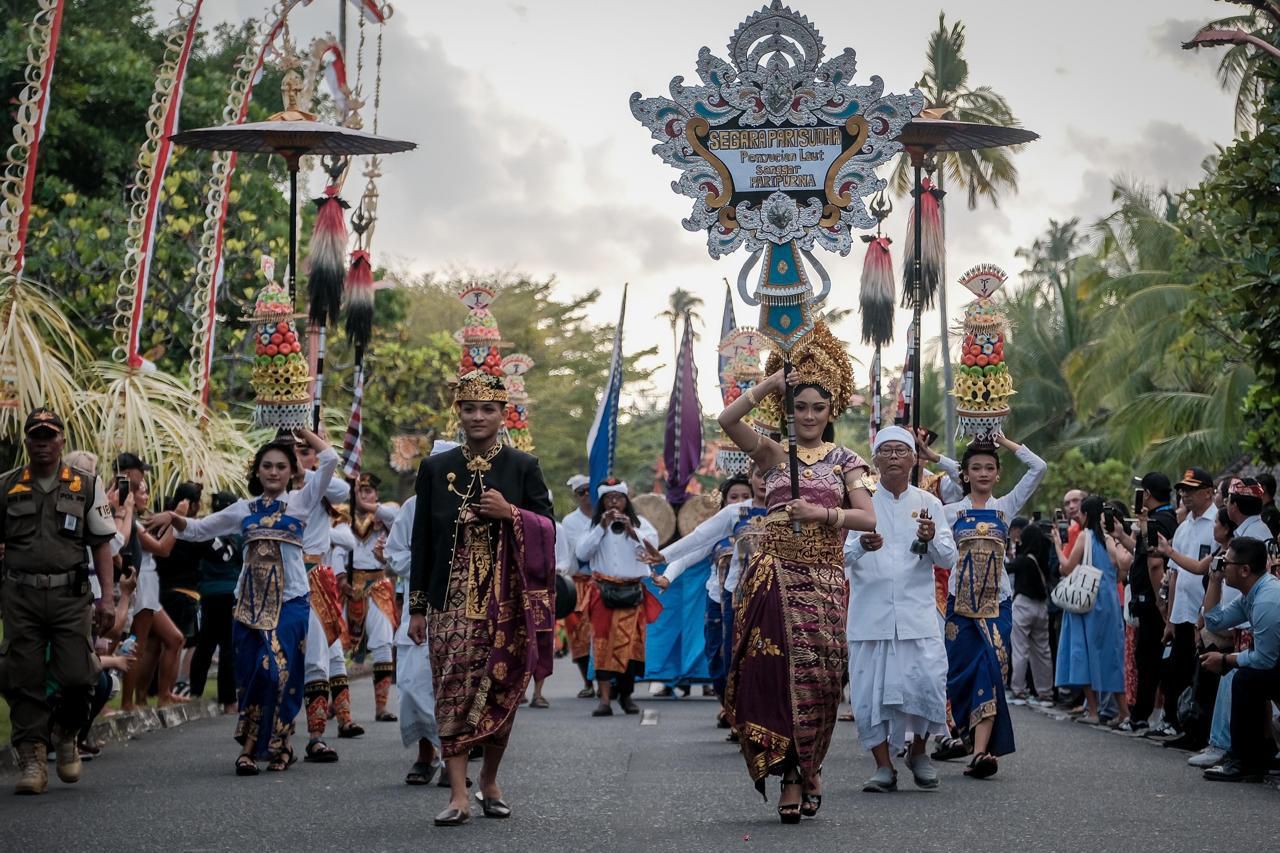 Bali Street Carnival" yang merupakan side event "World Water Forum ke-10" (SinPo.id/ Kemenparekraf)