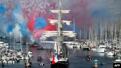 Upacara kedatangan Api Olimpiade di Marseille (SinPo.id/AFP)
